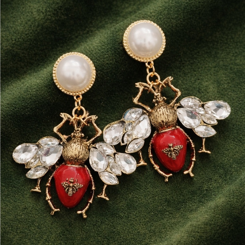 Vintage Luxury Elegant Red Gold Bee Earrings